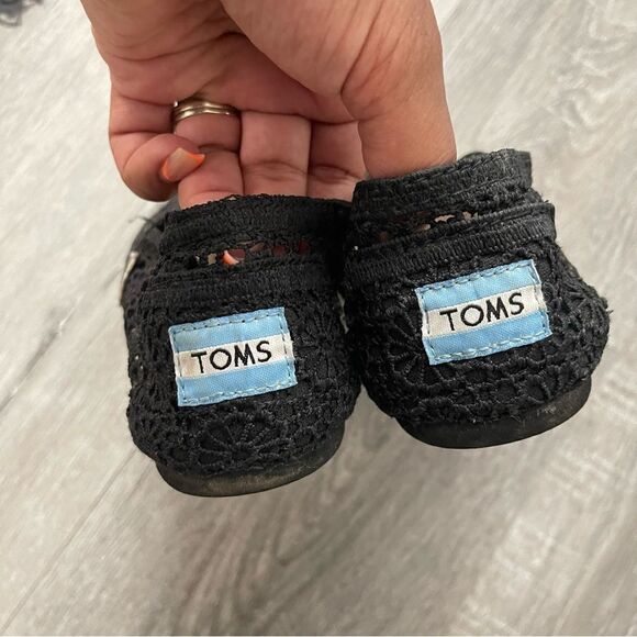 TOMS Alpargata Moroccan Black Crochet Floral Slip On Summer Flat Shoes Size 5 - Picture 15 of 17